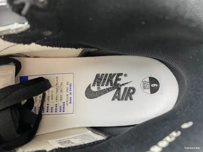 HYPE BQ4422-001 High White Retro 1 Jordan (2023) 85 Black 0425